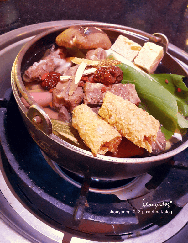 【吃到飽燒烤】石頭日式炭火燒肉in桃園