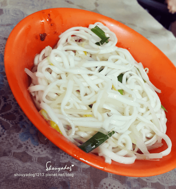 【小吃】鬍鬚伯肉粽大王 in大湳 【小吃】鬍鬚伯肉粽大王 in大湳