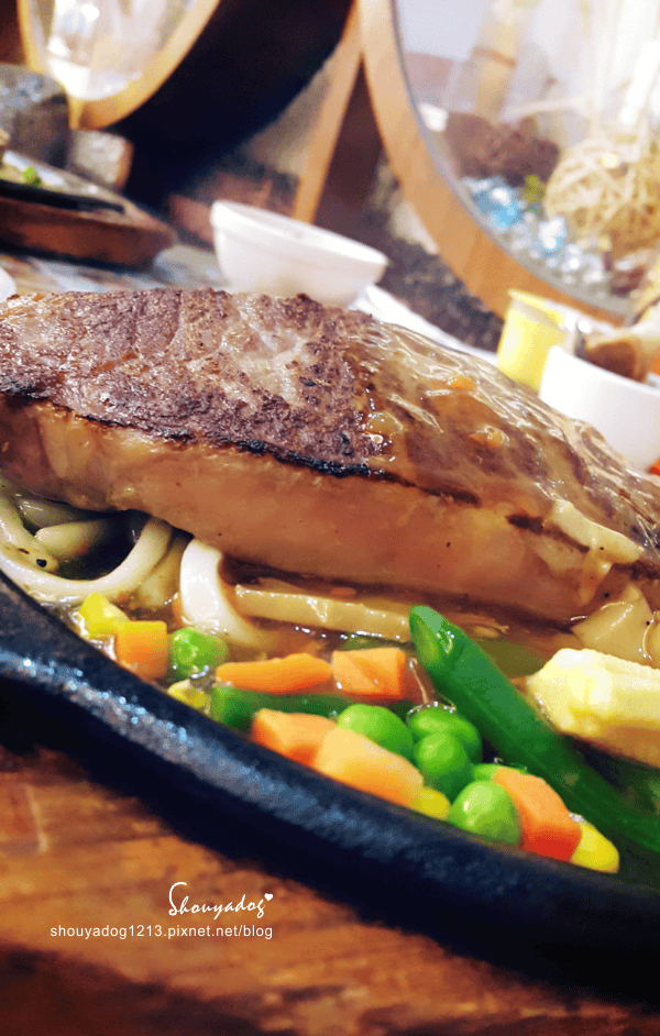 【牛排館】用眼神趕客人的貴族世家-桃園國際店(鮮饌館)