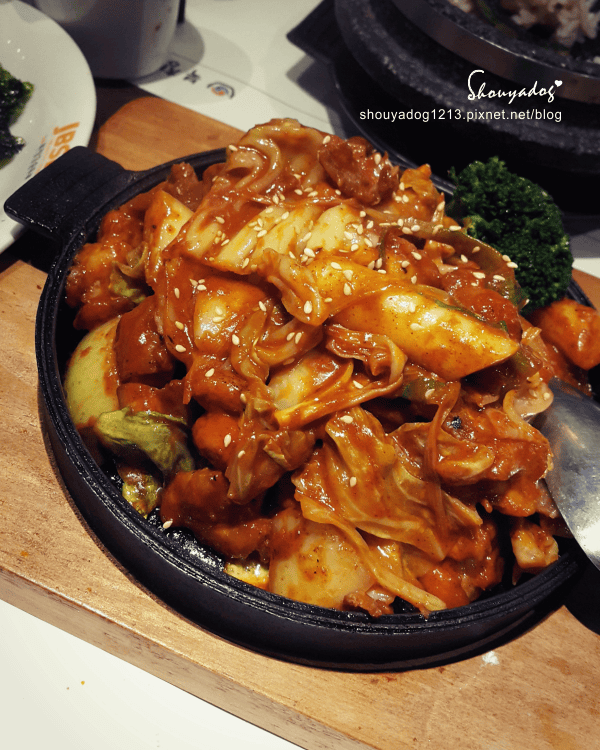 【韓式料理】難得和抽抽約會來吃吃涓豆腐