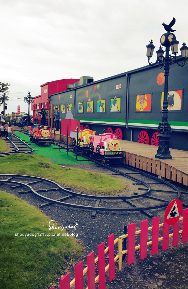 【主題餐廳】超可愛的四圍堡車站X笑笑羊親子主題餐廳