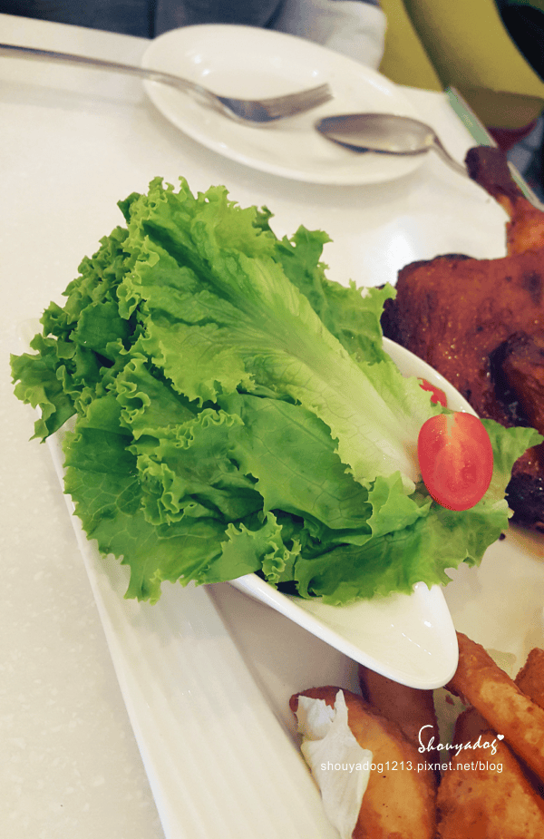 【複合式餐廳】板橋捷運新埔站美食 充滿夢幻少女心的Oyami