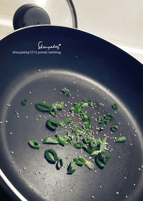 【冷凍食品】多汁多蔥又酥脆的三星翠玉蔥餡餅