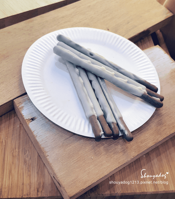 【零食餅乾】來自泰國的Ticky奇趣棒餅