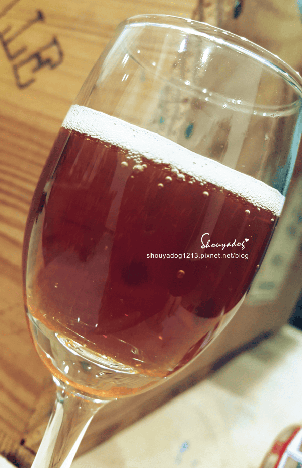 【酒精飲品】情人節的濃情小幫手 比利時巧克力白啤酒