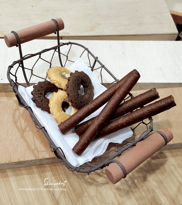 【餅乾零食】小巧可愛的 LITO 旅美客捲心酥