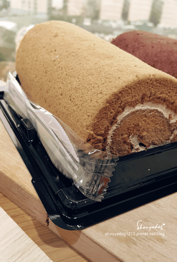 【甜點蛋糕】全聯自家甜點品牌 we sweet 雙色卷蛋糕