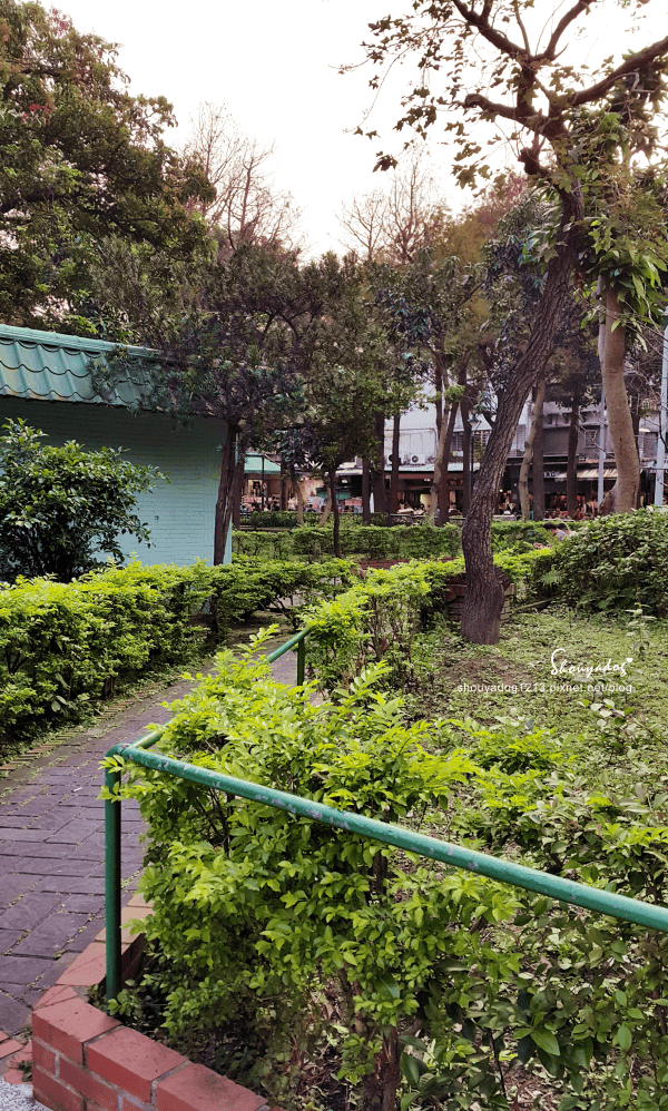 【觀光景點】逛街購物蹓小孩吃點心一次完成的五分埔公園