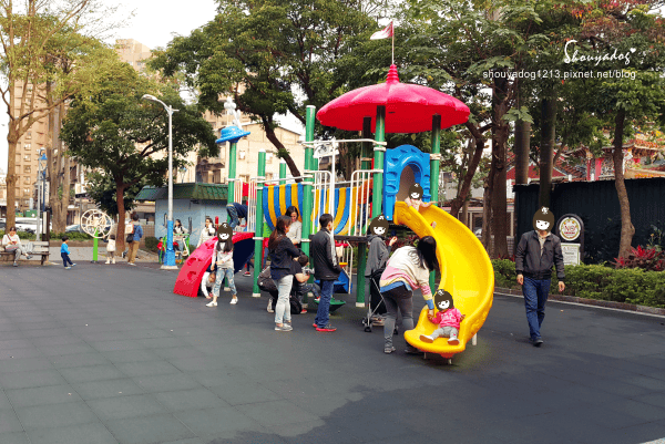 【觀光景點】逛街購物蹓小孩吃點心一次完成的五分埔公園