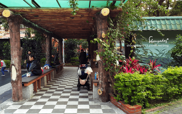 【觀光景點】逛街購物蹓小孩吃點心一次完成的五分埔公園