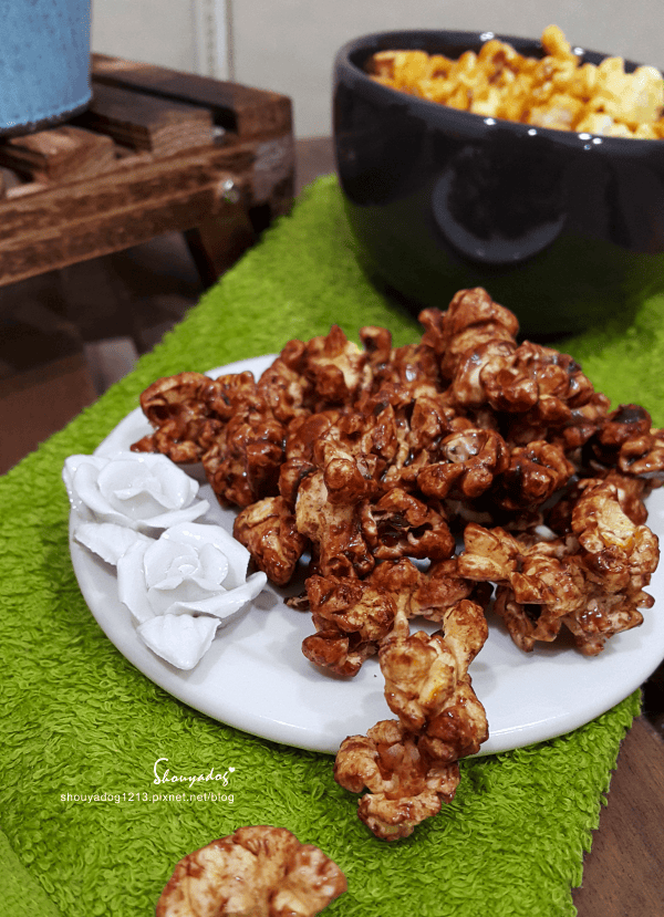 米樂繽紛爆米花,史努比罐的原味爆米花,幾米星空兔的黃巧達起司爆米花,月兔派對橘罐的巧克力爆米花,森林哈妮鹿的焦糖爆米花