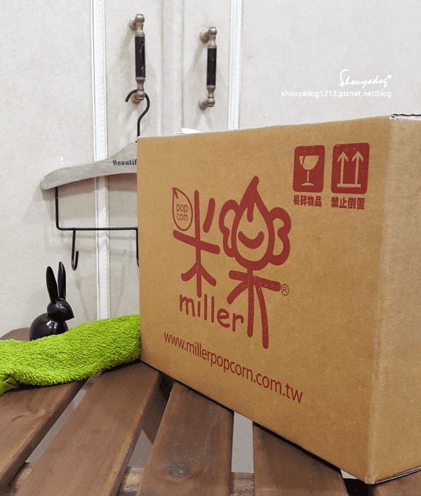 米樂繽紛爆米花,史努比罐的原味爆米花,幾米星空兔的黃巧達起司爆米花,月兔派對橘罐的巧克力爆米花,森林哈妮鹿的焦糖爆米花