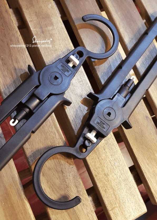 【生活用品】獨家專利一秒收衣 好紳架 創意摺疊護衣架 超質感典藏版X龐克黑輕巧版