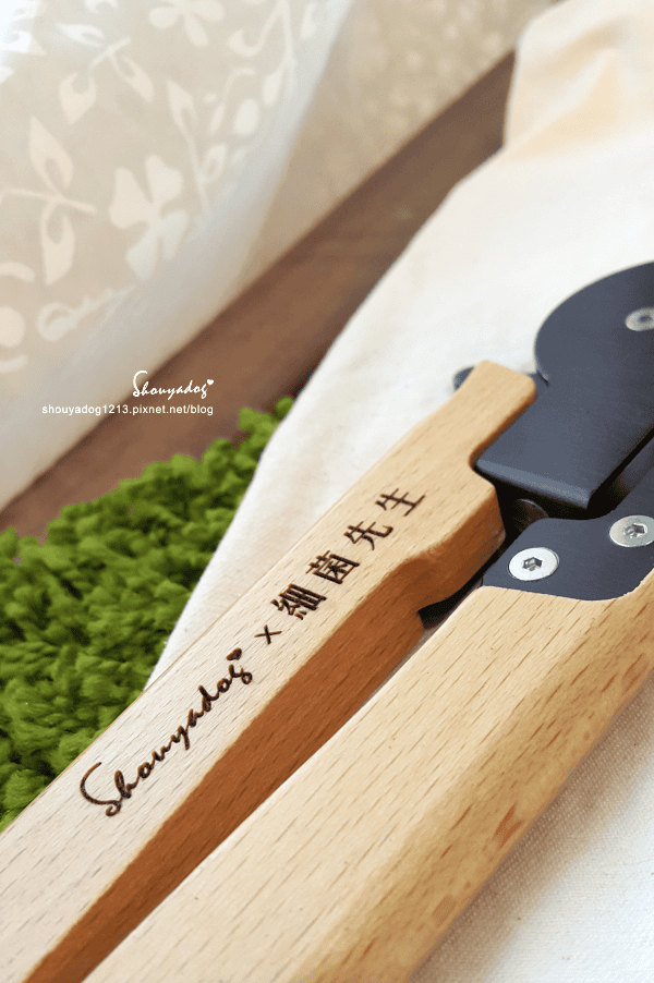 【生活用品】獨家專利一秒收衣 好紳架 創意摺疊護衣架 超質感典藏版X龐克黑輕巧版