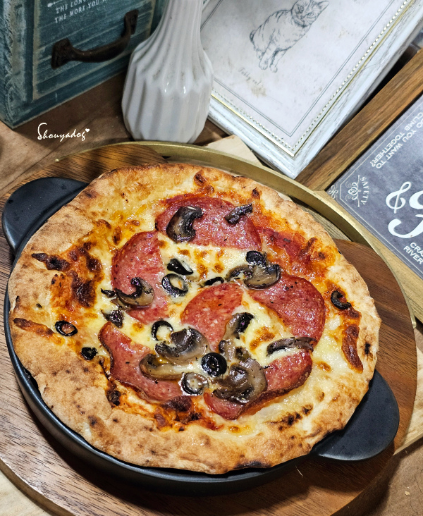 【團購美食】披薩時刻 PizzaTimes 冷凍手工窯烤披薩 【團購美食】披薩時刻 PizzaTimes 冷凍手工窯烤披薩