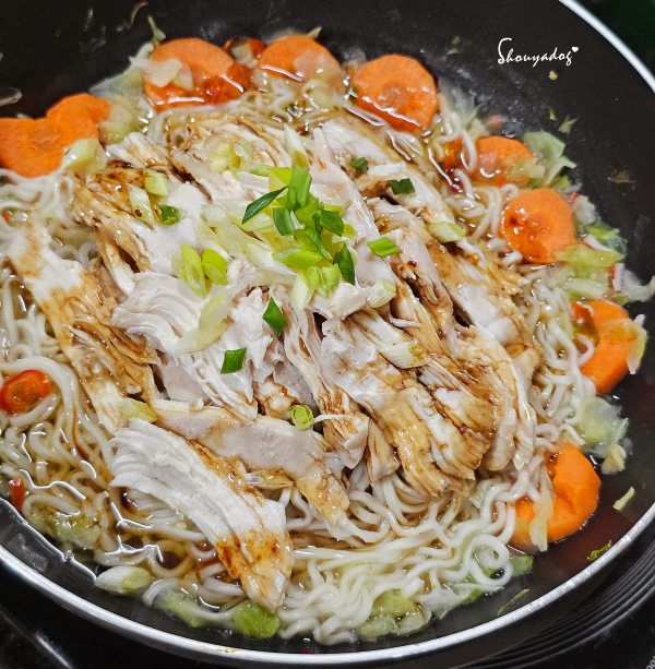 【麵食】風神拌麵來了!經典辛香椒麻寬麵X古早味蔥香雞汁麵X溫