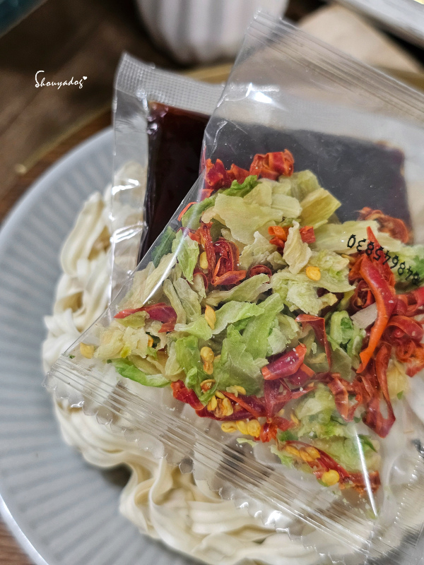 【麵食】風神拌麵來了!經典辛香椒麻寬麵X古早味蔥香雞汁麵X溫