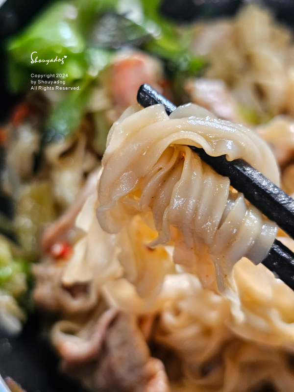 【麵食】風神拌麵來了!經典辛香椒麻寬麵X古早味蔥香雞汁麵X溫