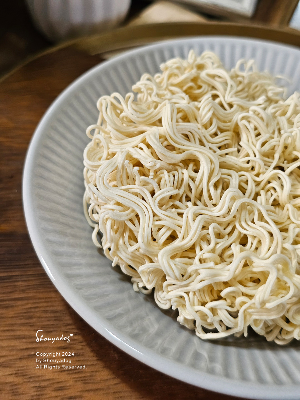 【麵食】風神拌麵來了!經典辛香椒麻寬麵X古早味蔥香雞汁麵X溫