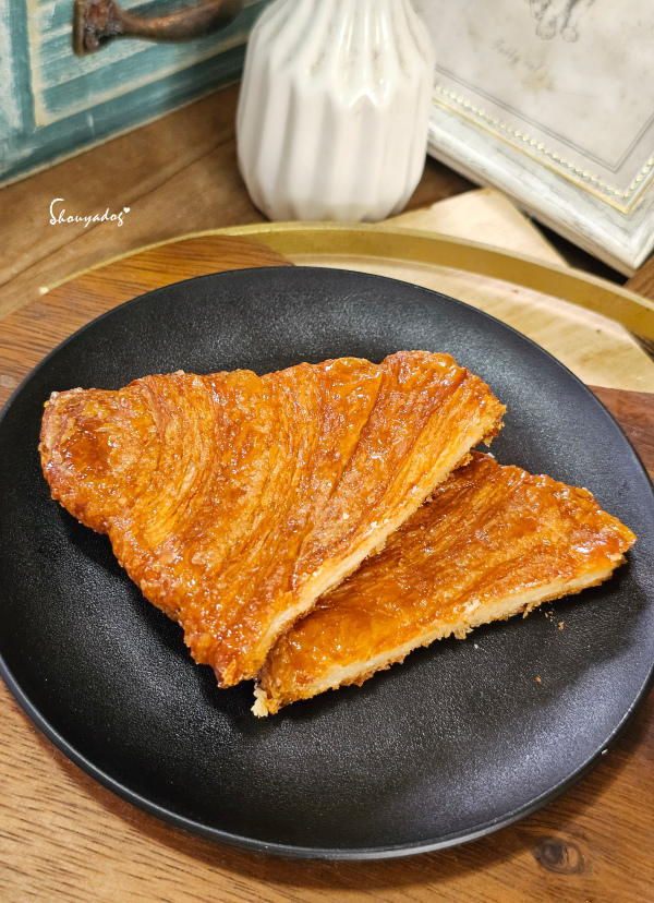 【烘焙糕餅】宝泉百年餅舖-小月餅創始店 宝泉扁可頌 宝泉洋蔥