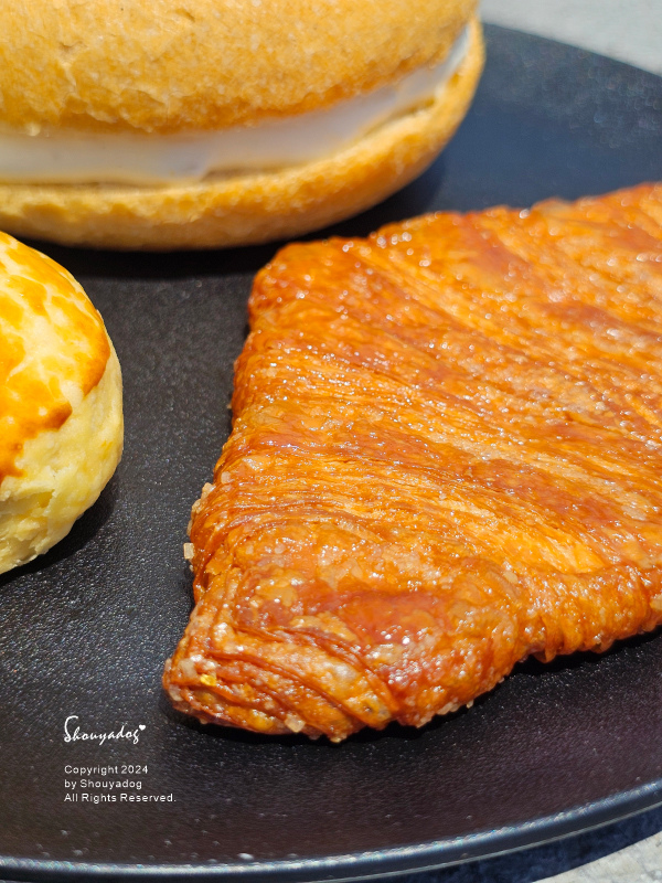 【烘焙糕餅】宝泉百年餅舖-小月餅創始店 宝泉扁可頌 宝泉洋蔥