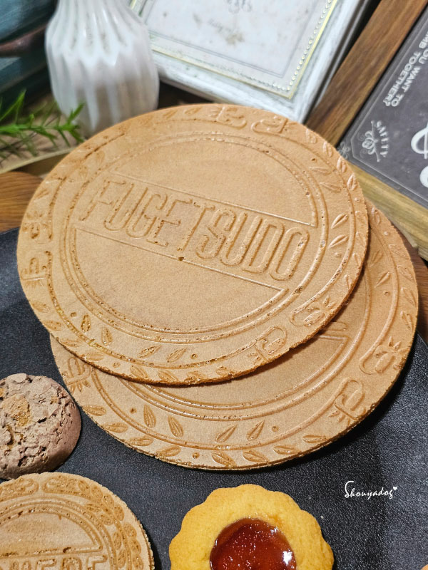 【2025新年伴手禮推薦】神戶風月堂 彌月喜餅禮盒分享 緋紅 【2025新年伴手禮推薦】神戶風月堂 彌月喜餅禮盒分享 緋紅