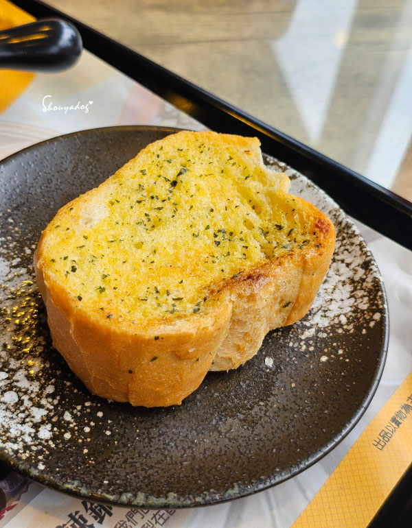 【複合式餐廳】大嘴巴茶坊 基隆廟口下午茶宵夜首選