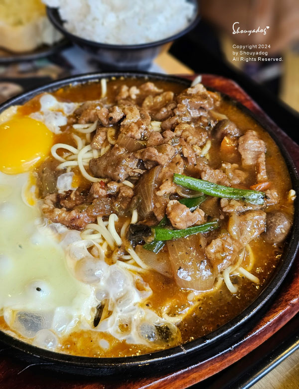 【複合式餐廳】大嘴巴茶坊 基隆廟口下午茶宵夜首選