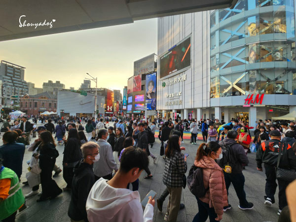 【西門町美食川菜餐廳】爆紅的年輕時尚酸菜魚 品狂一鍋美學一生