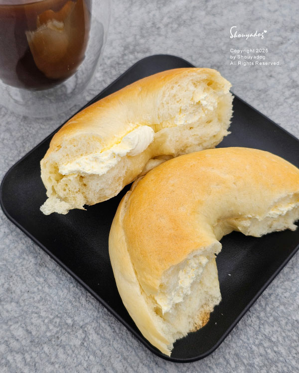 【貝果推薦】查理布朗水嫩貝果 北海道牛乳 白醬燻雞 草莓牛奶