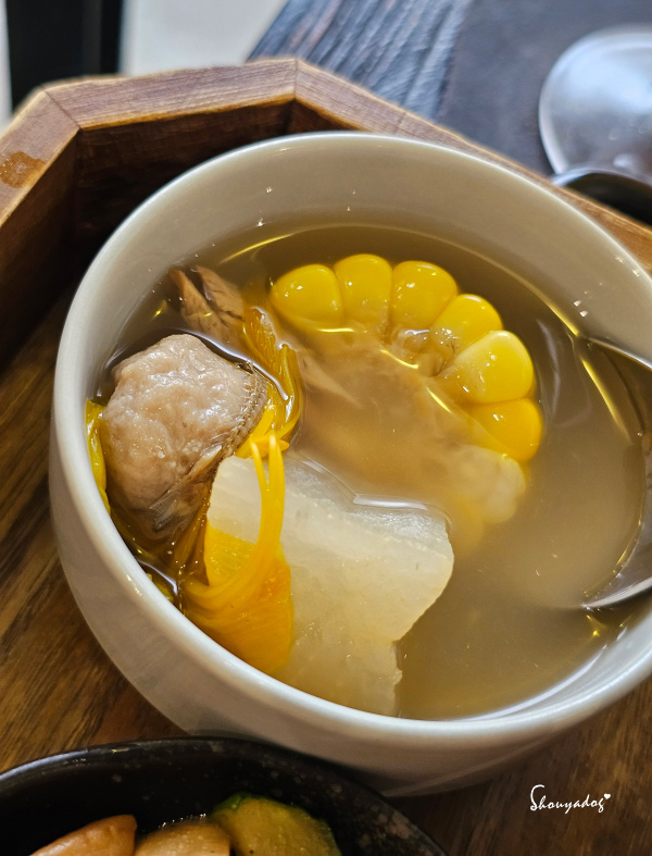 Utroo café 寓所咖啡 坐落於信義區的美食藝術 日式