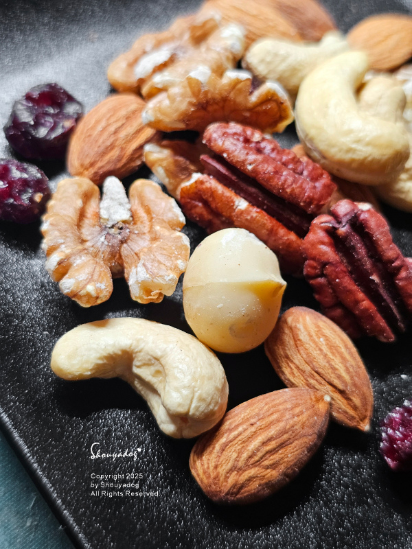 伊頓食品 台灣小農鮮果乾 水蜜桃乾 蜜糖柚皮 莓果綜合堅果 