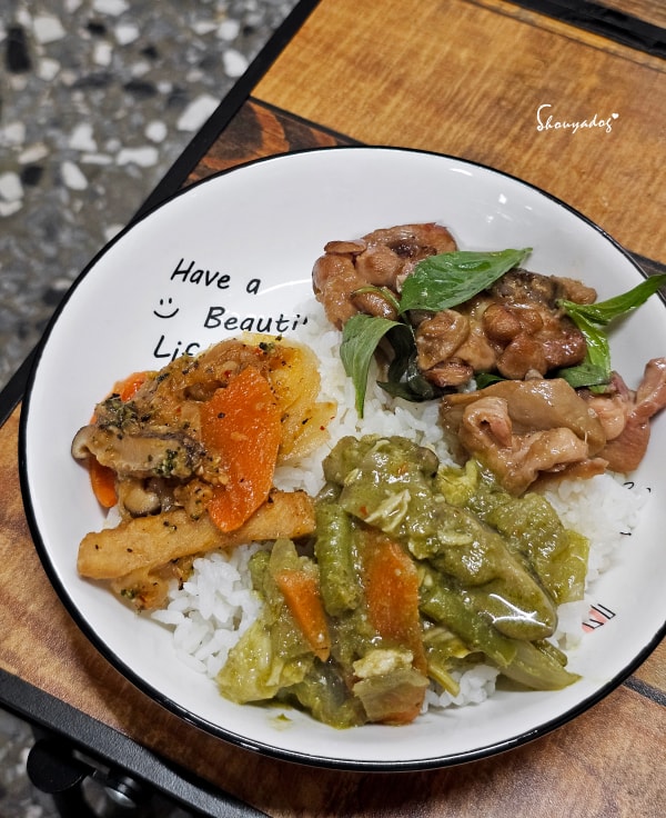 新買的質感圓盤與郭老師年菜組合-shouyadog