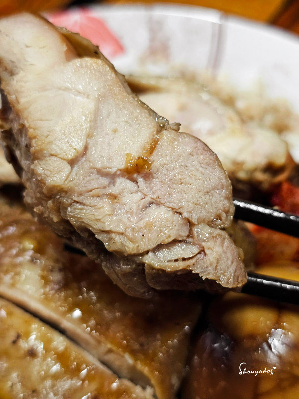 厚實的肉感-濕潤又細嫩的飽滿口-每一口都好滿足