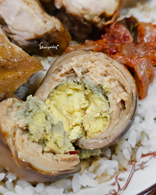 藥膳雞腿配年輪茶葉蛋-紋路精美蛋白特寫