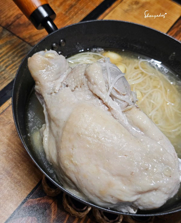 鹽焗蒜頭雞腿麵線-10兩重大雞腿排