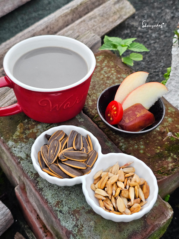 質感擺盤：野生烏魚子搭配小蕃茄，作為口腔轉場的驚艷冷盤