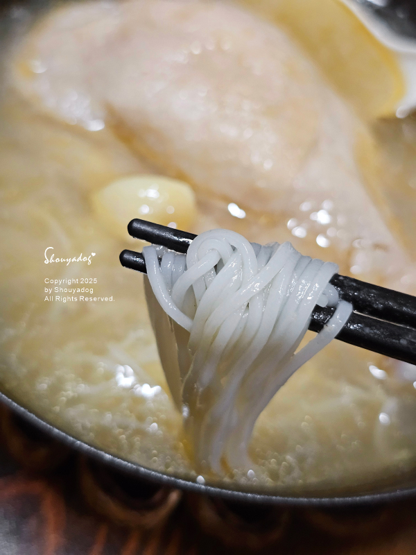 吸收了蒜頭雞腿精華的麵線-讓人停不下來的咻咻咻