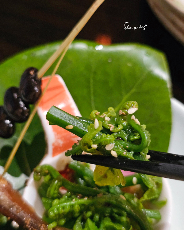 開胃前菜的極致細膩：季節五色前菜與柳葉魚甘露煮，過貓