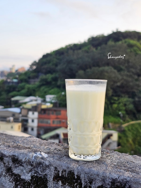 易而善奶粉:一歲以上就能喝的人氣調味奶,香蕉奶粉新上市,少女心必備草莓奶粉❤ - 第6張圖 奶粉沖泡教學-40度至50度溫水保留益生菌-ABCL益菌群-營養補給