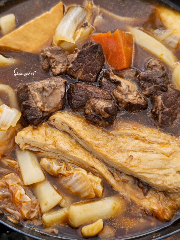 懶人晚餐首選，一碗療癒的椒麻豬肉麵食記-特寫