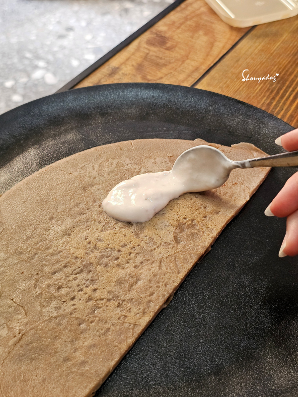 水手牌粉漿蛋餅粉-星球表面的童話感Pancake-塗抹希臘優格