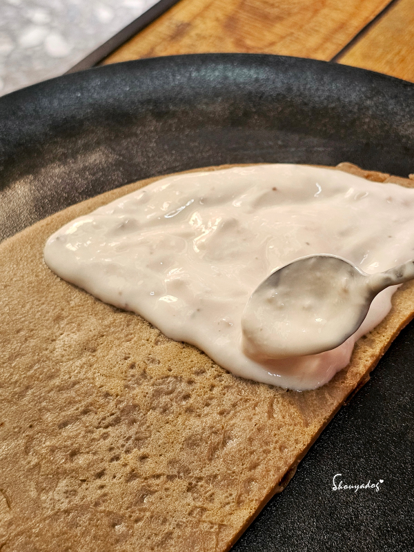 水手牌粉漿蛋餅粉-星球表面的童話感Pancake-大面積塗抹希臘優格