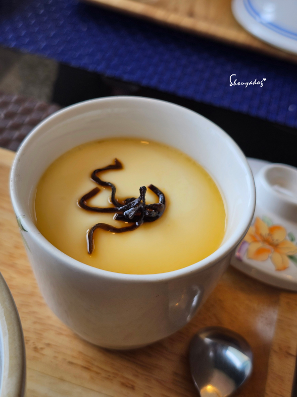 基隆景觀餐廳|正濱漁港彩色屋海景搖滾區 🌊 母湯 Mom’s Soup:老宅私廚漁村媽媽料理 - 第21張圖 基隆景觀餐廳推薦-母湯MomsSoup-茶碗蒸