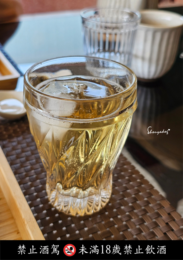 基隆景觀餐廳|正濱漁港彩色屋海景搖滾區 🌊 母湯 Mom’s Soup:老宅私廚漁村媽媽料理 - 第37張圖 基隆景觀餐廳推薦-母湯MomsSoup-梅酒